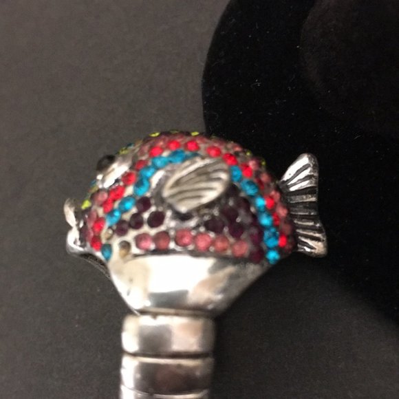 Unique Blow Fish Ring - Picture 8 of 10